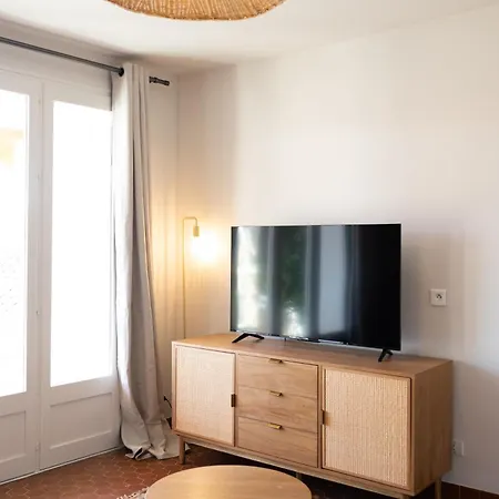 Appartement Le Grand Riche , Vue Sur Les Alpilles *